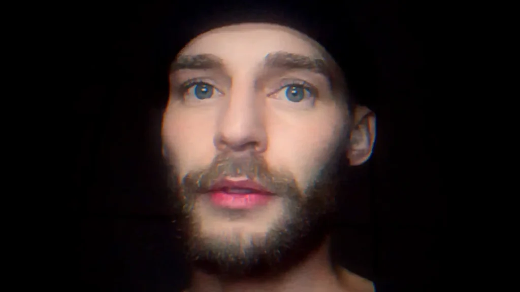 Você se sente atrasado porque ser gay te fez crescer tarde